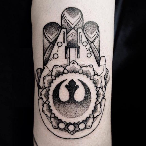 23 Star Wars Tattoos - The Body is a Canvas #StarWars #tattoos #tattooideas